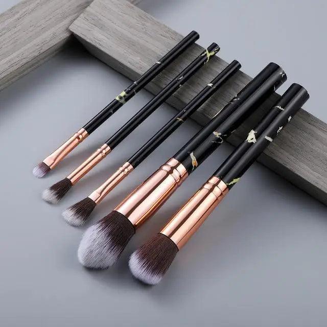 Luxurious 12/8/5-Piece Eye and Lip Makeup Brush Set with Comb and Sponge - Korvel