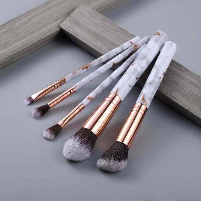 Luxurious 12/8/5-Piece Eye and Lip Makeup Brush Set with Comb and Sponge - Korvel