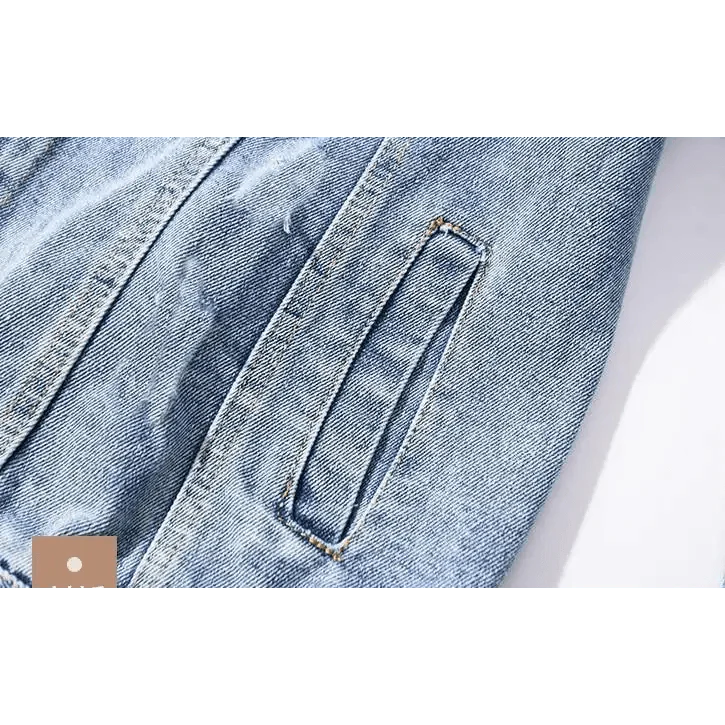 Chaqueta de mezclilla para mujer con parches elegantes