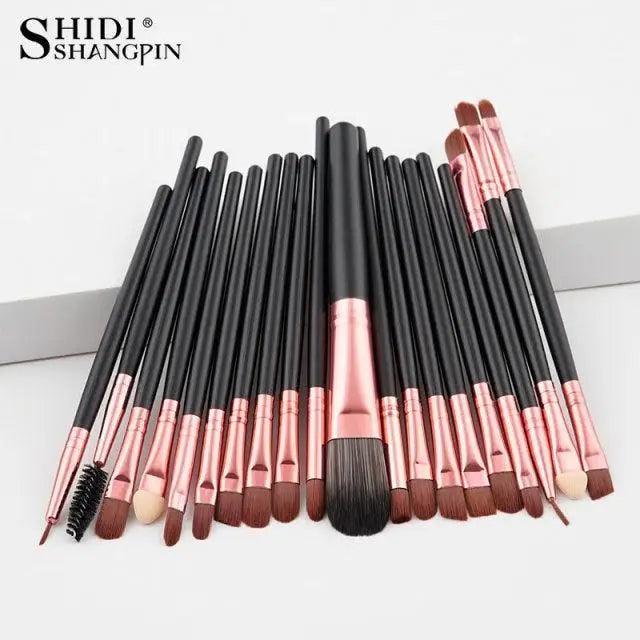 Ensemble de Pinceaux de Maquillage Tendance pour une Application Parfaite