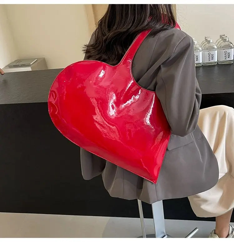 New Unisex Personalized Creative Lacquer Skin Love Shape Shoulder Bag Punk Underarm Bag Women's Handheld PU Photo Bag - Korvel