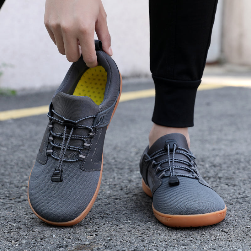 New Wide Head Breathable Wide Palm Shoes Oxford Cloth Rubber Sole Anti slip and Wear resistant Casual Shoes - Korvel