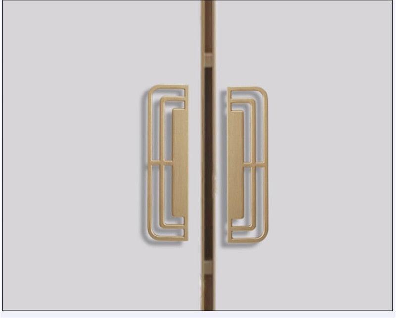 Stylish Zinc Alloy Door Handle - Antique Copper Finish for Modern Interiors - Korvel