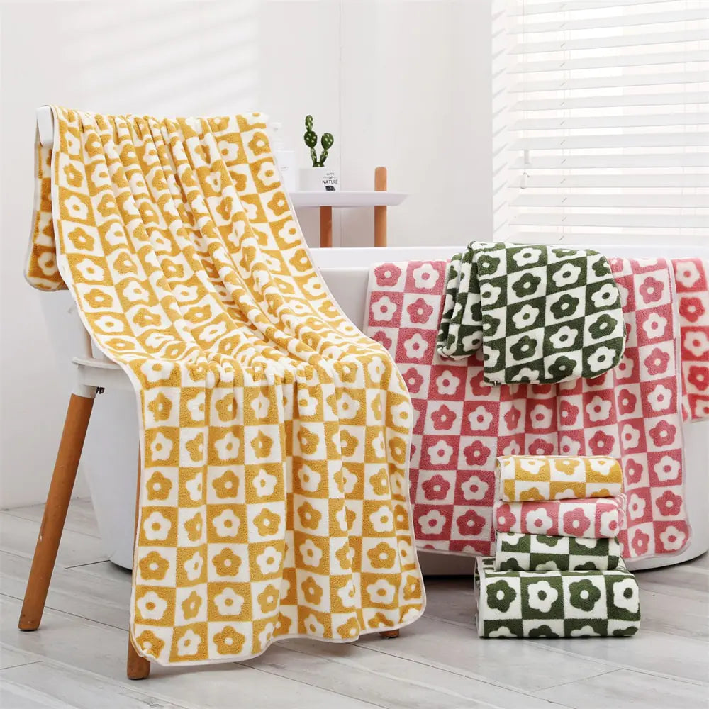 Serviette de bain en microfibre à fleurs à carreaux mignons