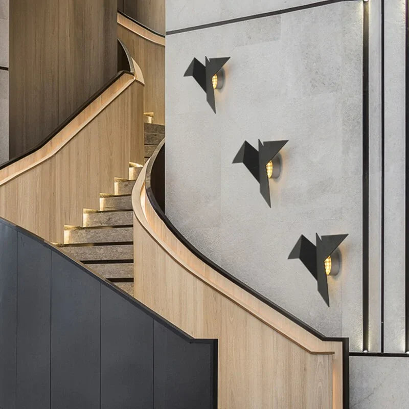 Applique murale en fer nordique en forme d'oiseau pour une décoration intérieure élégante