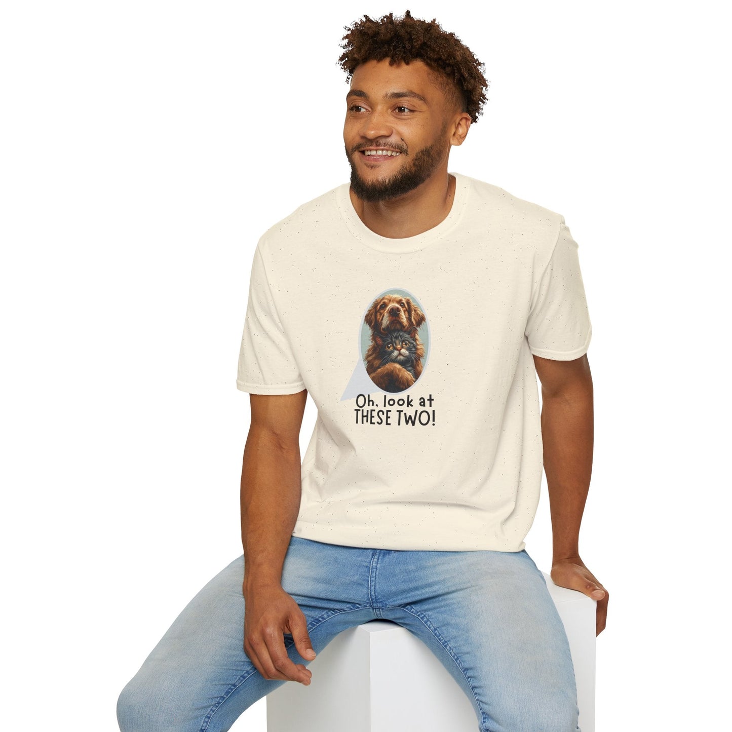 Oh Mira Esta Camiseta de Dos - Camiseta Unisex Softstyle