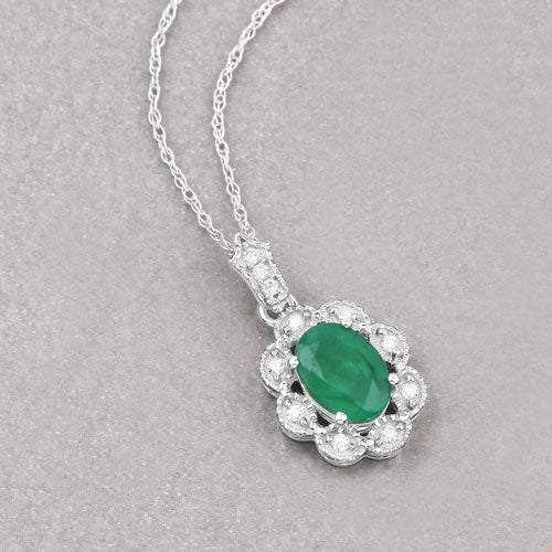 Colgante de Esmeralda Zambiana Genuina de 0.79 Quilates y Diamante Blanco en Oro Blanco de 10K