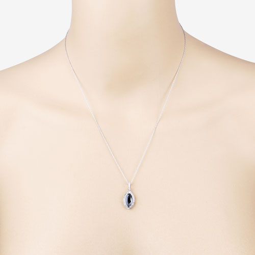 Pendentif en or blanc 10K avec saphir bleu de 2,27 carats et diamants
