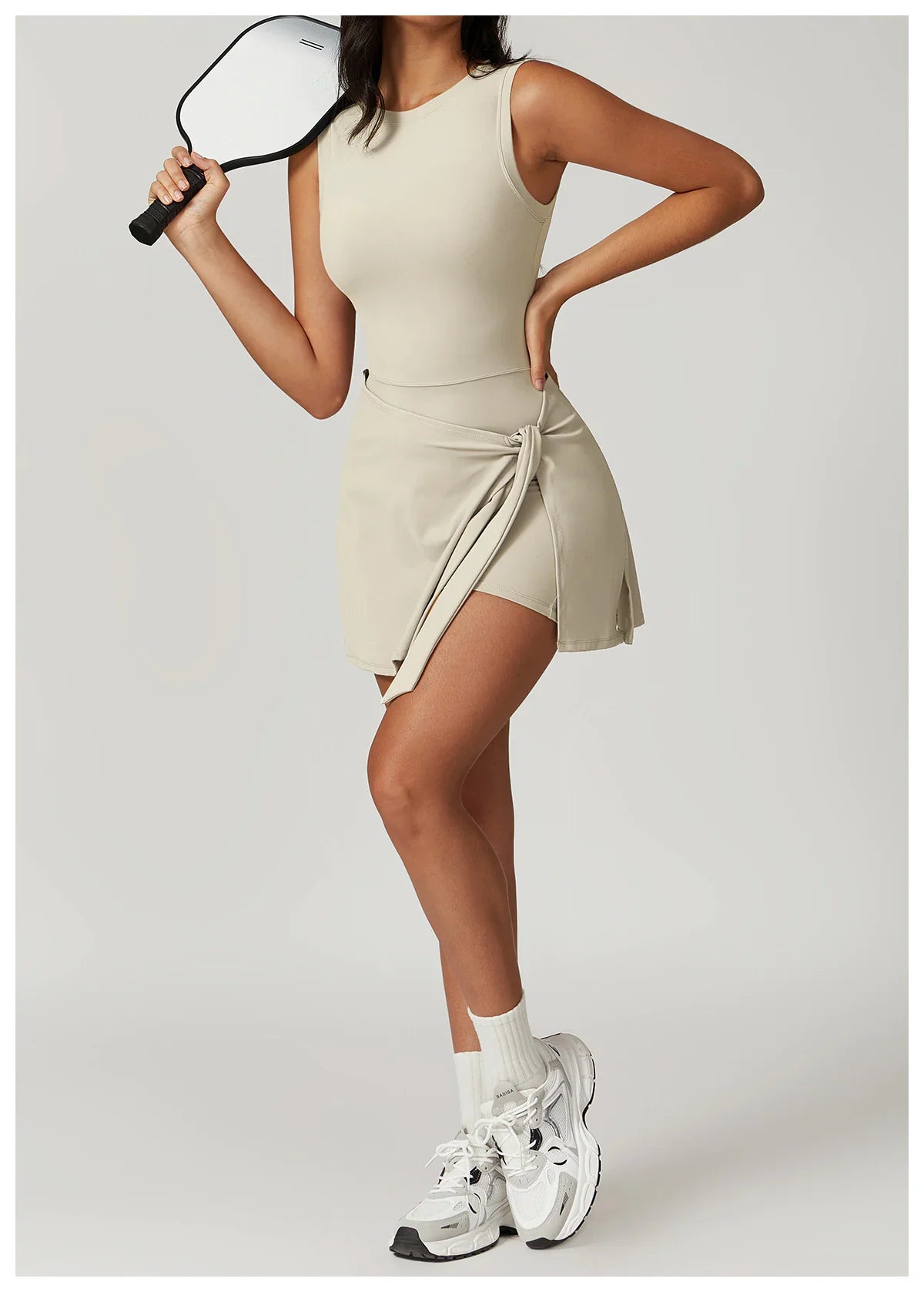 Conjunto de Tenis de Dos Piezas para Mujeres con Estilo Activo