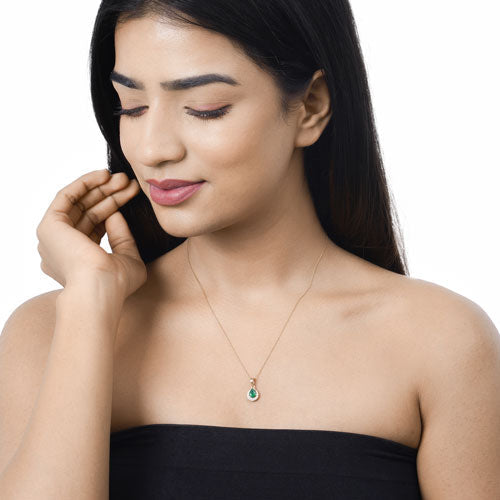 Pendentif en or 14K avec émeraude zambienne et diamant de 0,89 carat