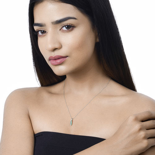 Colgante de Esmeralda Zambiana Genuina de 0.34 Quilates y Diamante Blanco en Oro Blanco de 14K