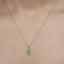 Colgante de Esmeralda Zambiana Genuina de 0.34 Quilates y Diamante Blanco en Oro Blanco de 14K