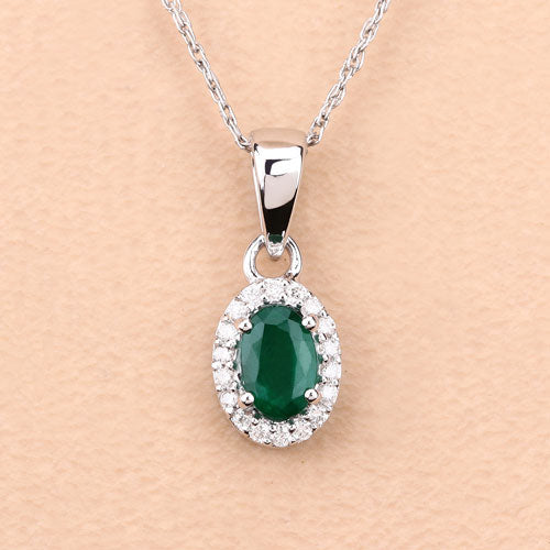 Colgante de Esmeralda Zambiana y Diamante Blanco de 0.81 Quilates en Oro Blanco de 14K