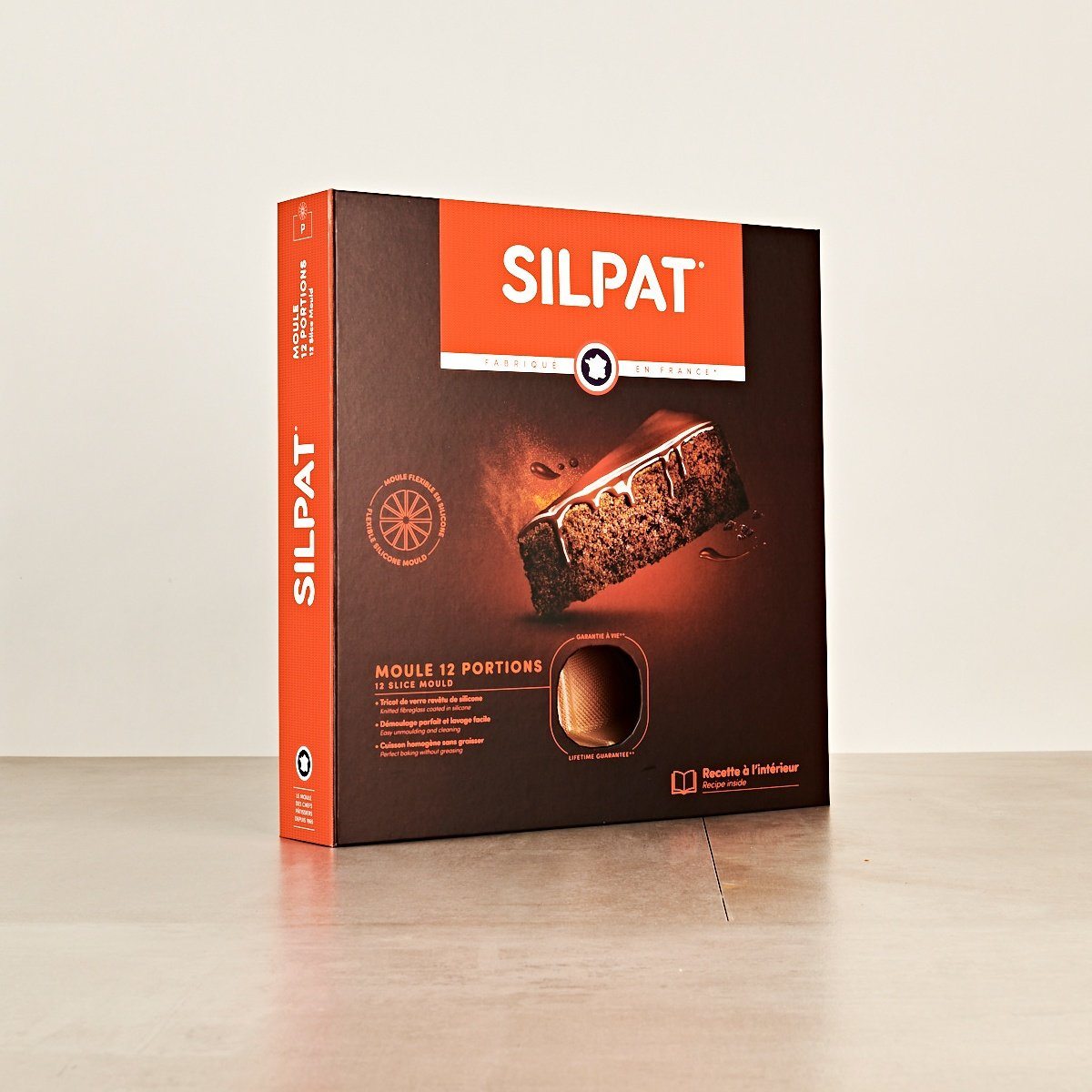 Silpat Round Cake Mold - 12 Portions - Korvel