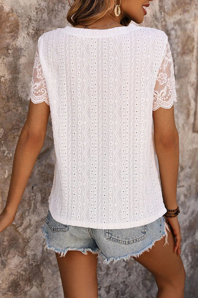 Camiseta de Manga Corta con Cuello Redondo Perfee con Ojal