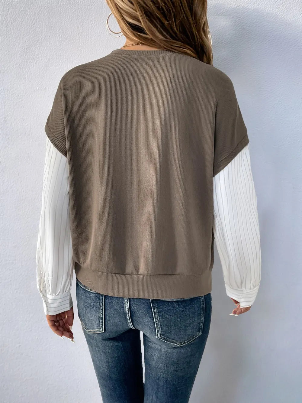 Sudadera Perfee de Cuello Redondo con Mangas Rayadas