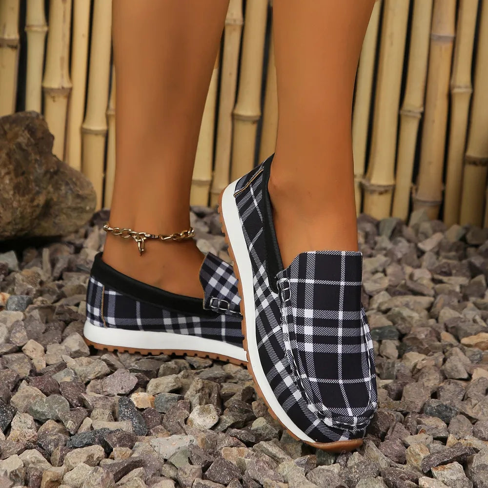 Ballerines à bout rond à carreaux pour un style sans effort