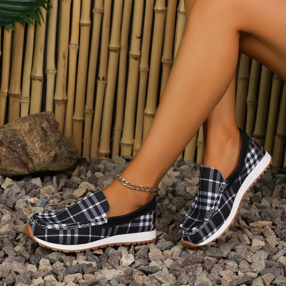 Ballerines à bout rond à carreaux pour un style sans effort