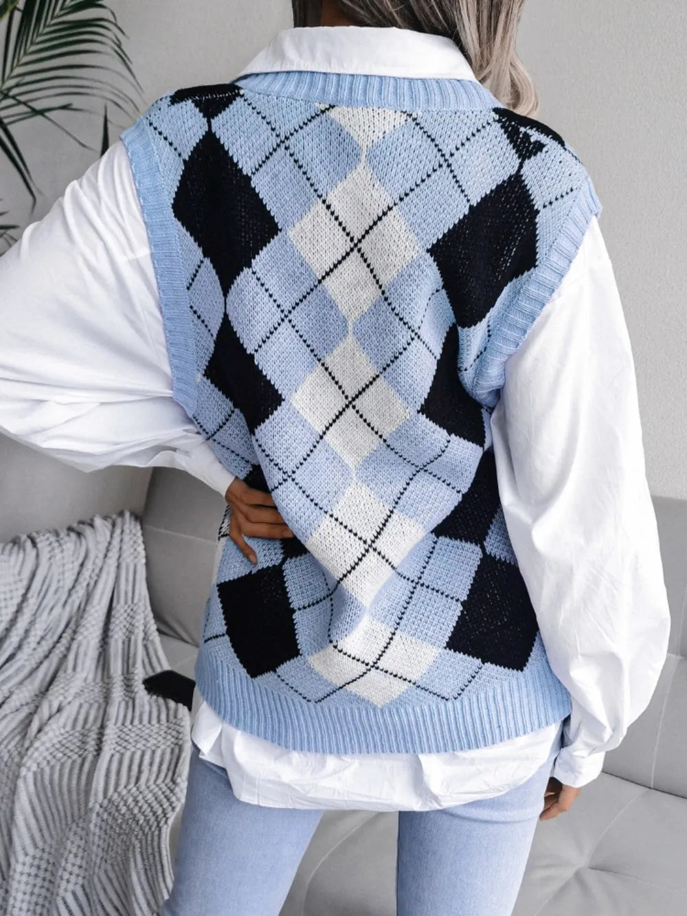 Plaid V-Neck Sweater Vest - Korvel