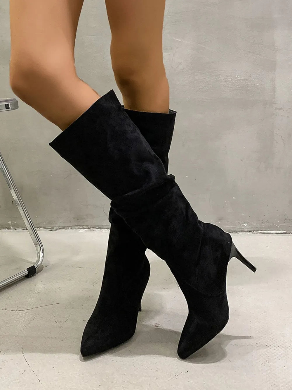 Botas Elegantes de Tacón Alto con Pliegues y Sin Cierre