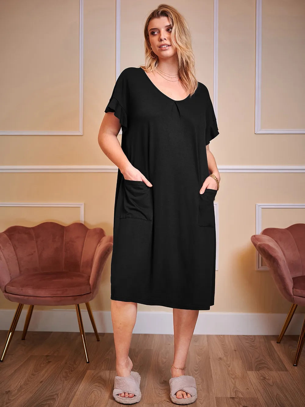 Plus Size Round Neck Short Sleeve Lounge Dress - Korvel