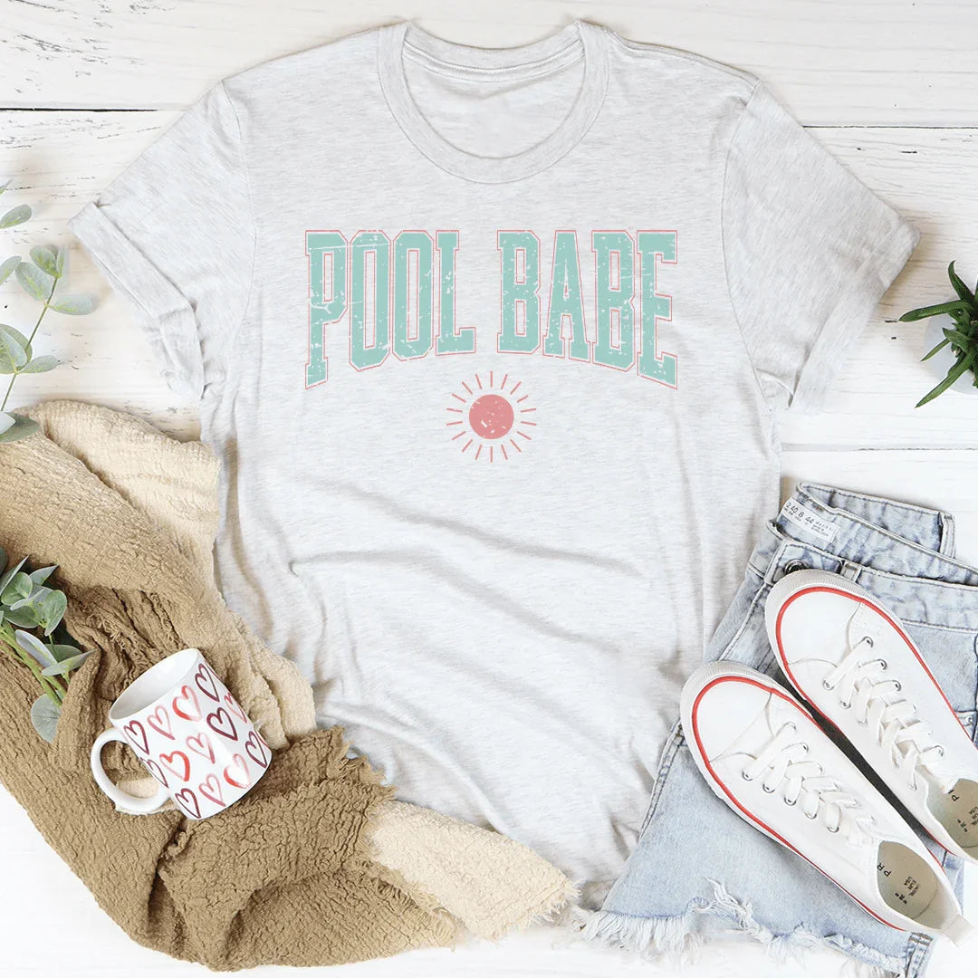 T-shirt Pool Babe - Adoptez les Vibes d'Été