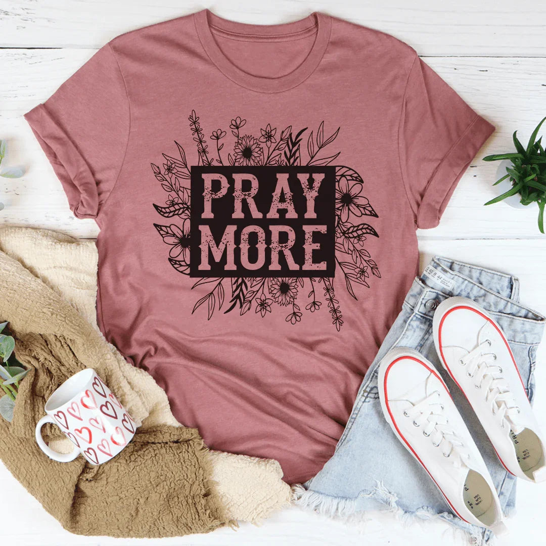 Camiseta floral Pray More