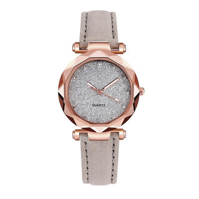 Montre en cuir décontractée pour femme avec design sablé