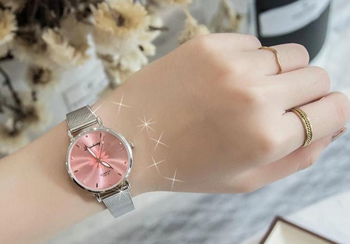 Montre Élégante pour Femme avec Bracelet en Acier Tressé