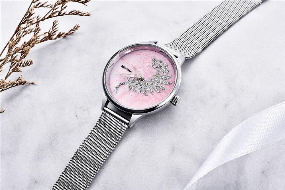 Montre à Quartz Ronde Élégante pour Femme avec Bracelet en Maille en Acier Inoxydable