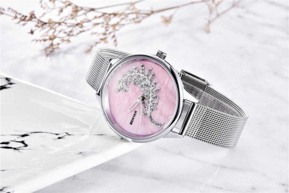 Montre à Quartz Ronde Élégante pour Femme avec Bracelet en Maille en Acier Inoxydable