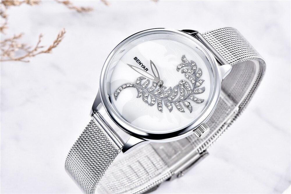 Montre à Quartz Ronde Élégante pour Femme avec Bracelet en Maille en Acier Inoxydable