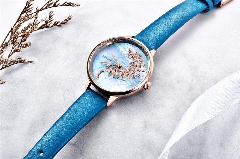 Montre à Quartz Ronde Élégante pour Femme avec Bracelet en Maille en Acier Inoxydable