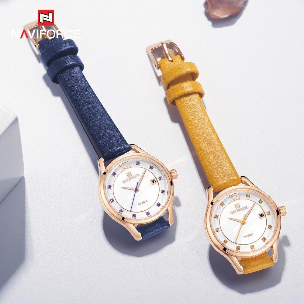 Montre élégante en cuir pour femme avec boîtier en métal