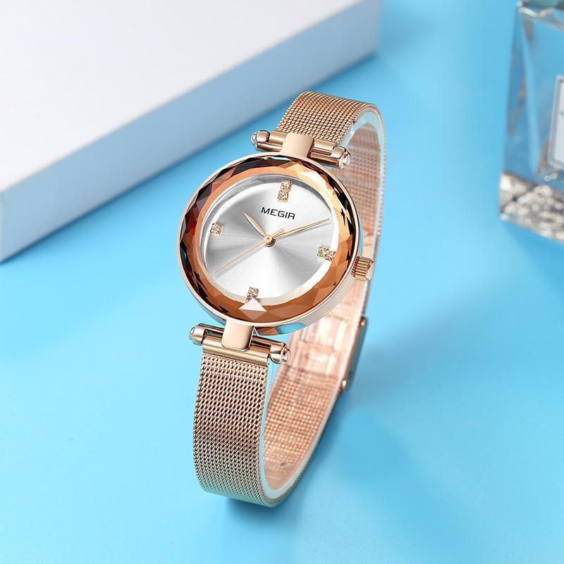 Montre analogique élégante en or rose pour femme avec bracelet en acier inoxydable