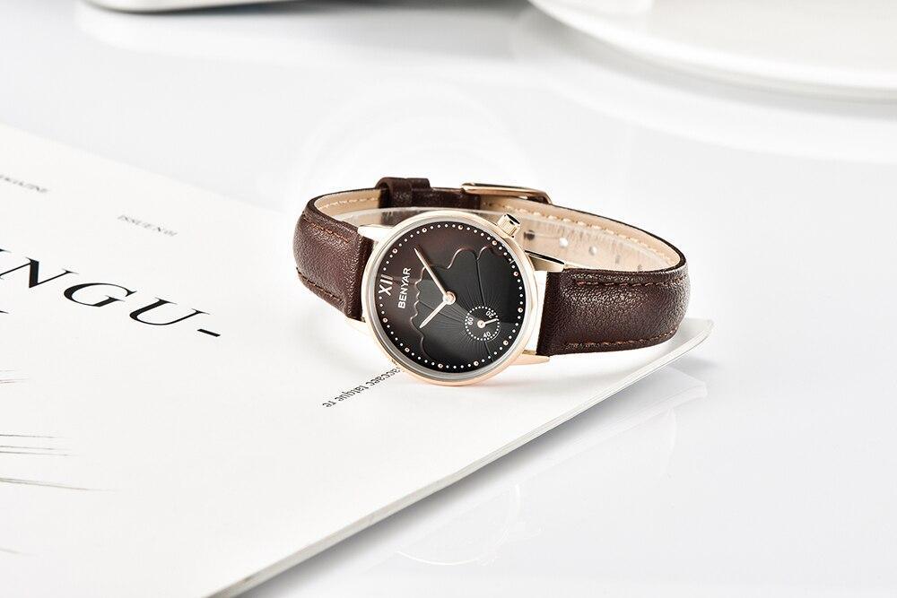 Elegant Round Luxury Women's Quartz Watch - Waterproof & Fashionable
