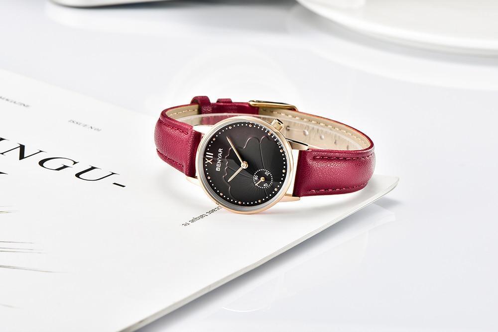 Elegant Round Luxury Women's Quartz Watch - Waterproof & Fashionable