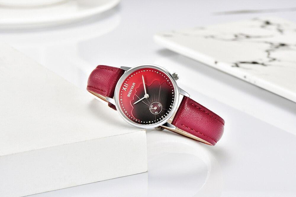 Elegant Round Luxury Women's Quartz Watch - Waterproof & Fashionable