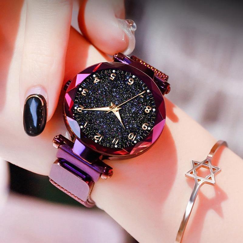 Luxury Simple Women Quartz Magnetic Wristwatch - Starry Sky Design