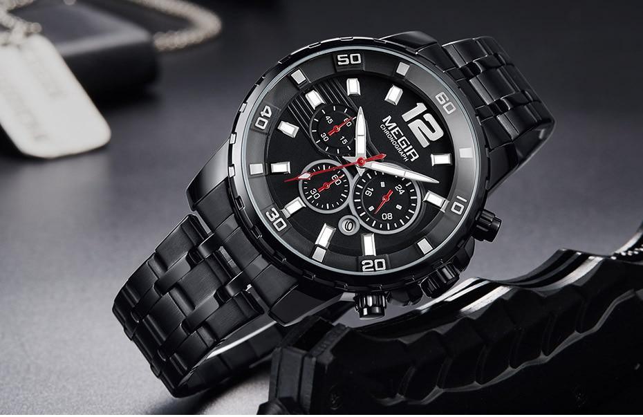 Luxury Men's Gold Quartz Analogue Wristwatch