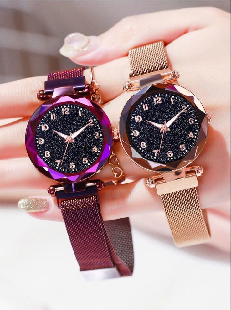 Luxury Simple Women Quartz Magnetic Wristwatch - Starry Sky Design