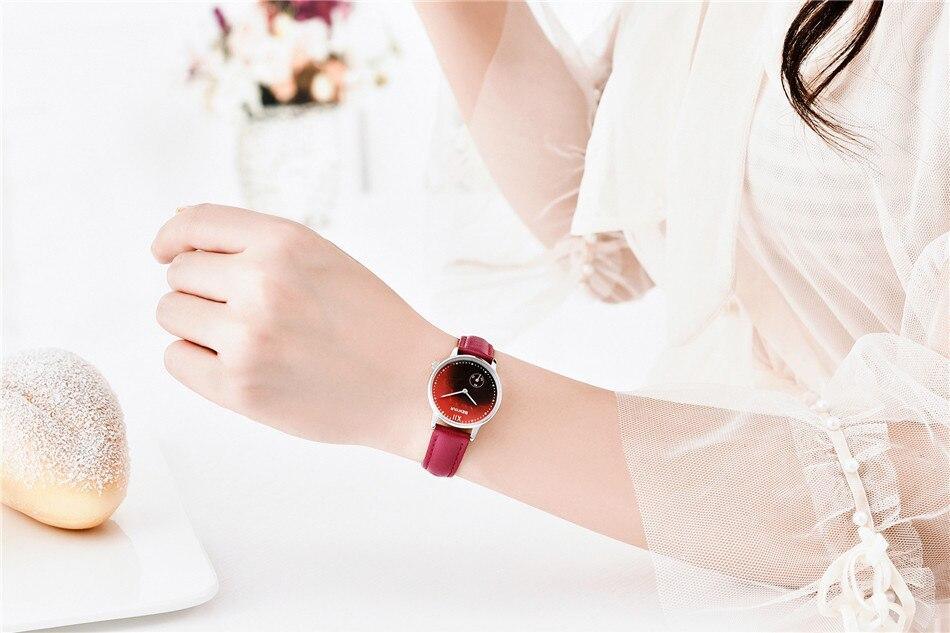 Montre à Quartz Rouge de Luxe pour Femme avec Bracelet en Cuir