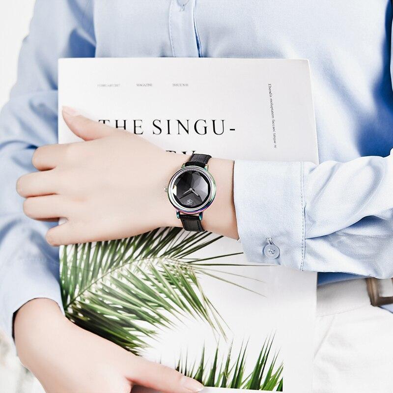 Montre analogique étanche pour femmes au style élégant avec bracelet en cuir