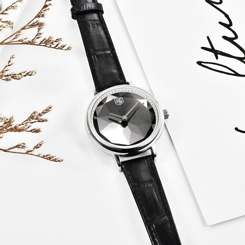 Montre analogique étanche pour femmes au style élégant avec bracelet en cuir