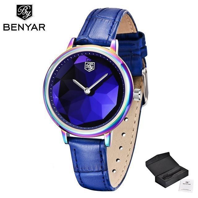 Montre analogique étanche pour femmes au style élégant avec bracelet en cuir