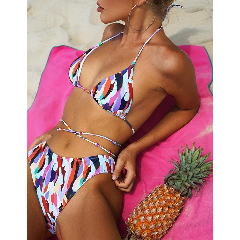 Conjunto de Micro Bikini Triangular de Moda para Mujeres