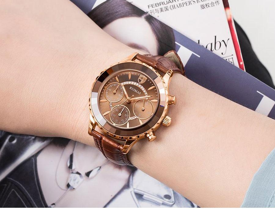Luxury Green Business Women's Quartz Watch with Leather Strap