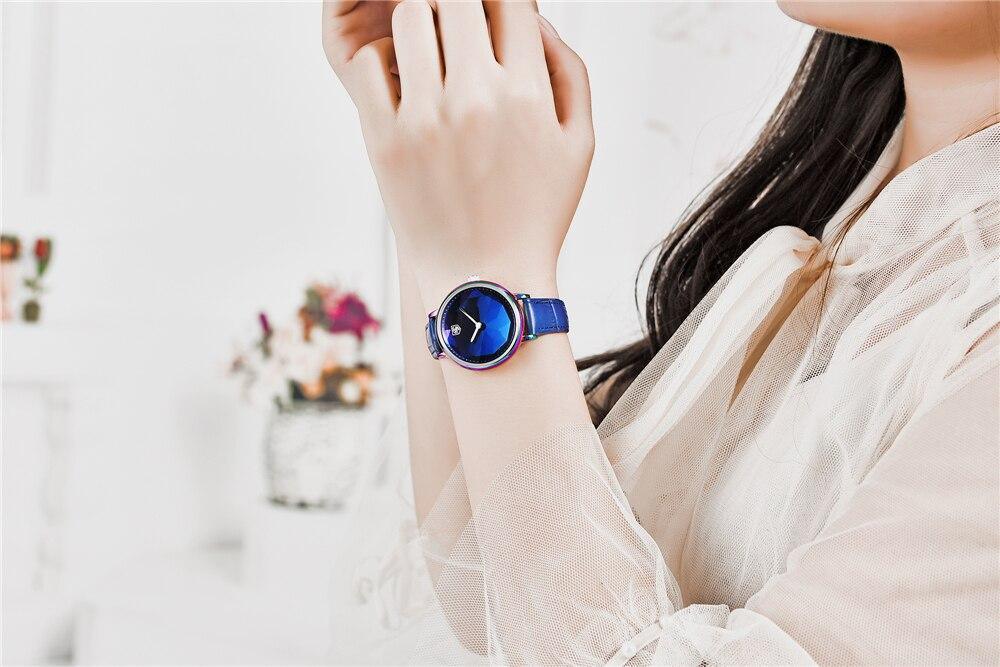 Montre analogique étanche pour femmes au style élégant avec bracelet en cuir