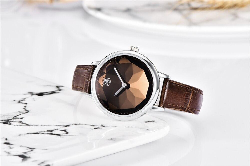 Montre analogique étanche pour femmes au style élégant avec bracelet en cuir