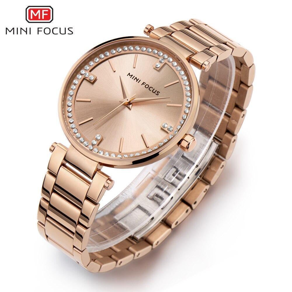 Montre à Quartz Élégante pour Femme avec Accents en Cristal